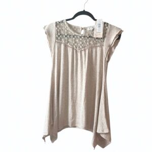 New!‎ Soulmates Carousel Style Top Small